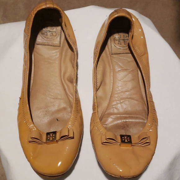 Tory Burch Minnie Patent Leather Ballet Flats - Picture 3 of 6